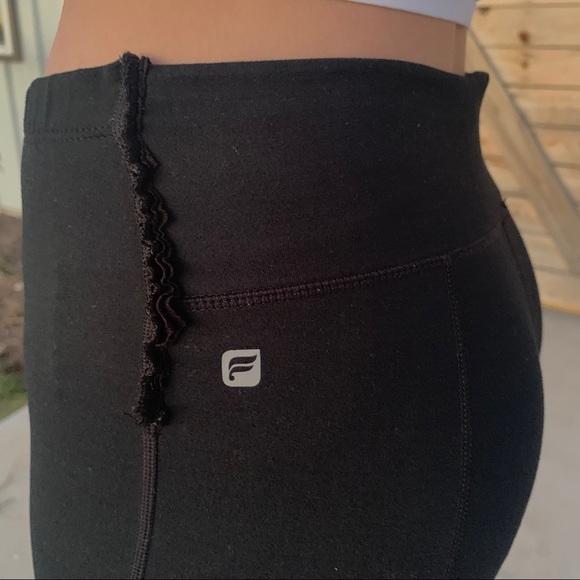 Fabletics Black Cropped Legging - Picture 4 of 9